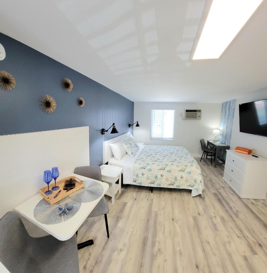Satellite Motel St. Pete Beach Eksteriør bilde