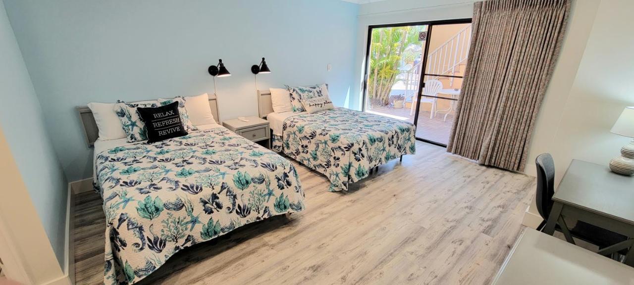 Satellite Motel St. Pete Beach Eksteriør bilde